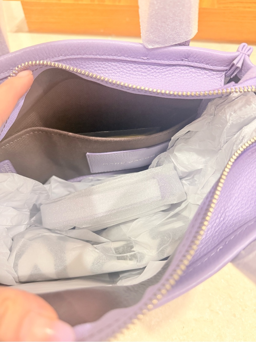 NWT Marc Jacobs the leather small tote bag - lilac - Picture 7 of 10